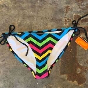Zig zag bikini bottom 